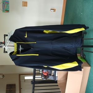 Nike therma fit zip up hoodie